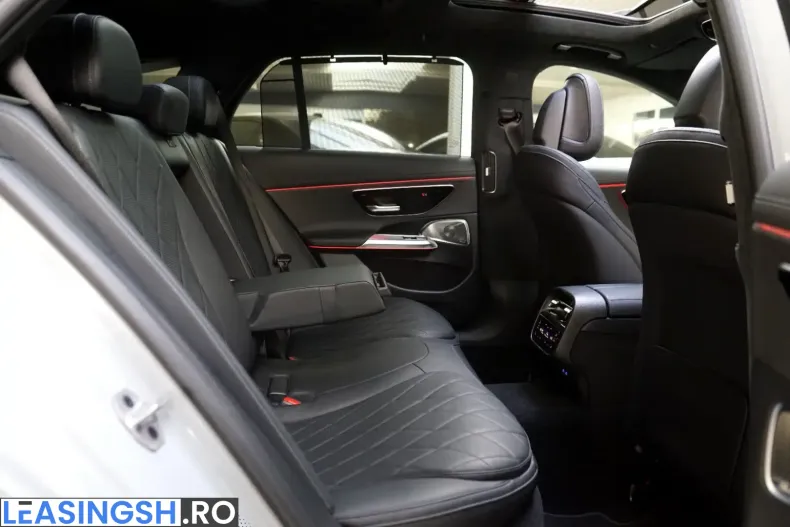 Mercedes-Benz E 450 (Clasa E) din 2024 cu 23.900 km - oferta MER254033 - foto 12