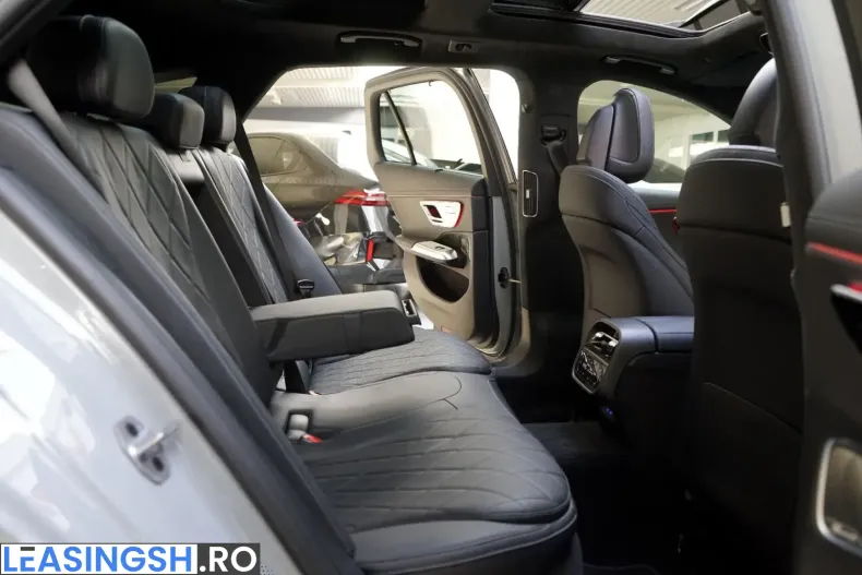 Mercedes-Benz E 450 (Clasa E) din 2024 cu 23.900 km - oferta MER254033 - foto 39