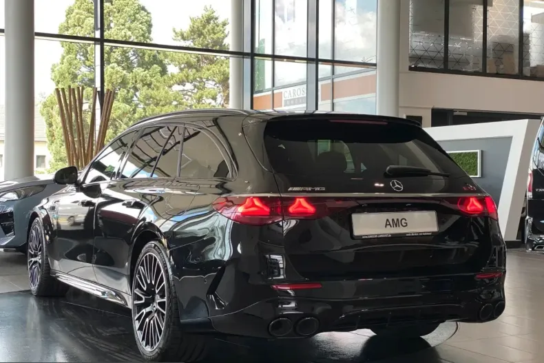 Mercedes-Benz E 53 AMG (Clasa E) din 2025 cu 18.483 km - oferta MER254034 - foto 2