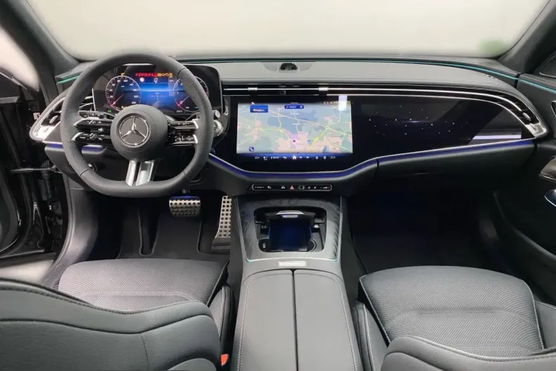 Mercedes-Benz E 450 (Clasa E) din 2025 cu 20.704 km - oferta MER254036 - foto 10