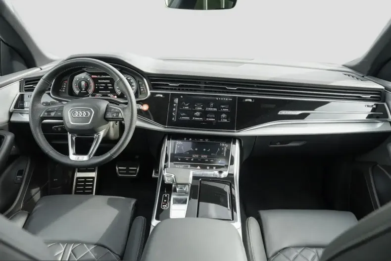 Audi Q8 din 2025 cu 10.608 km - oferta AUD254039 - foto 6