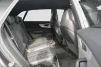 Audi Q8 din 2025 cu 10.608 km - oferta AUD254039 - foto 7