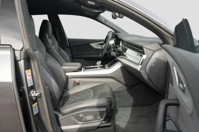 Audi Q8 din 2025 cu 10.608 km - oferta AUD254039 - foto 8