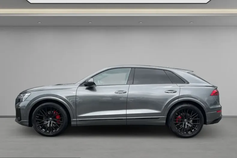 Audi Q8 din 2025 cu 19.640 km - oferta AUD254040 - foto 3