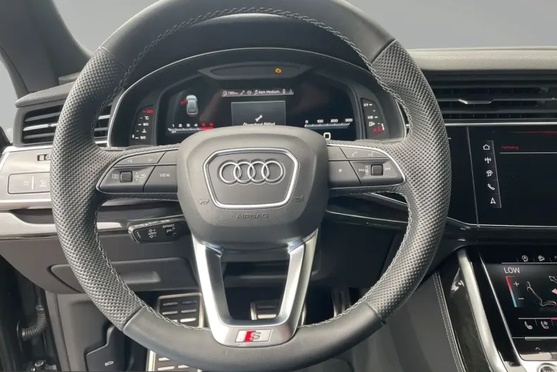 Audi Q8 din 2025 cu 19.640 km - oferta AUD254040 - foto 4