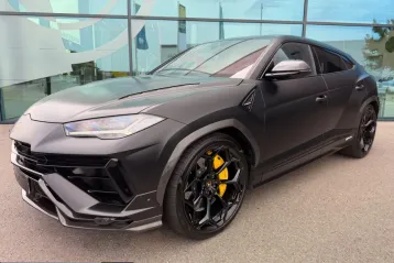 Lamborghini Urus din 2023 - oferta LAM254043