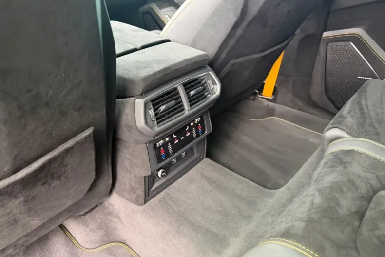 Lamborghini Urus din 2023 cu 35.500 km - oferta LAM254043 - foto 14