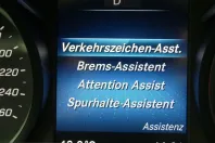 Mercedes-Benz V 300 (Clasa V) din 2022 cu 82.445 km - oferta MER254045 - foto 13