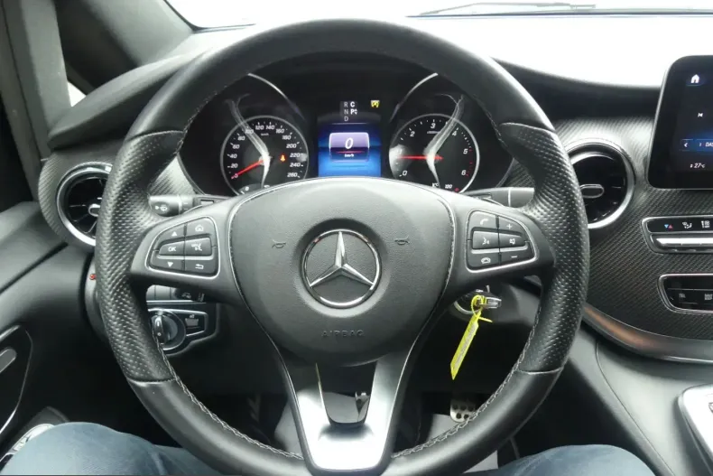 Mercedes-Benz V 300 (Clasa V) din 2022 cu 82.445 km - oferta MER254045 - foto 15