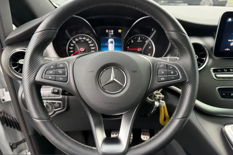 Mercedes-Benz V 300 (Clasa V) din 2021 cu 32.000 km - oferta MER254046 - foto 13