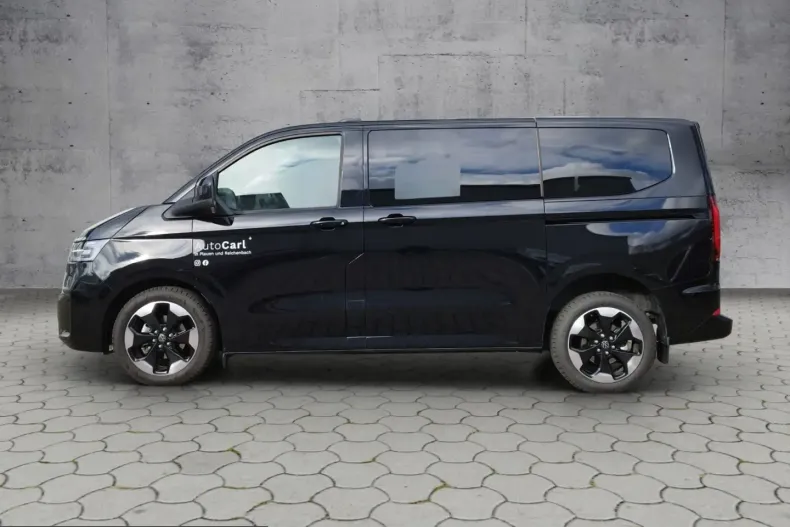 Volkswagen T7 Caravelle din 2025 cu 10.900 km - oferta VOL254047 - foto 3