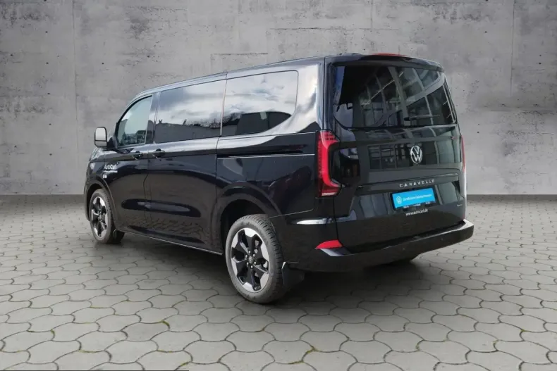 Volkswagen T7 Caravelle din 2025 cu 10.900 km - oferta VOL254047 - foto 4