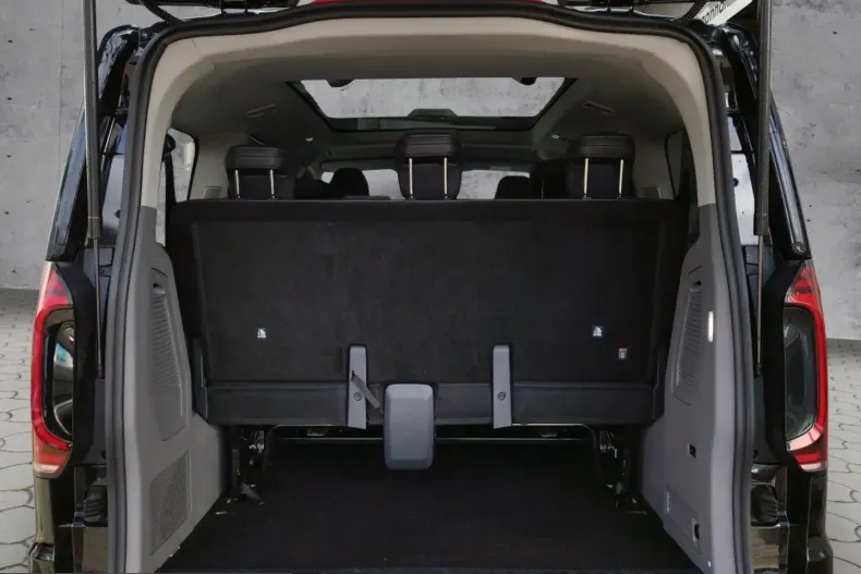 Volkswagen T7 Caravelle din 2025 cu 10.900 km - oferta VOL254047 - foto 12