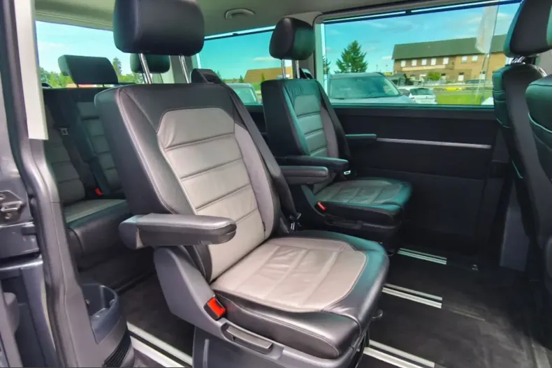 Volkswagen T6 Multivan din 2022 cu 84.485 km - oferta VOL254050 - foto 15