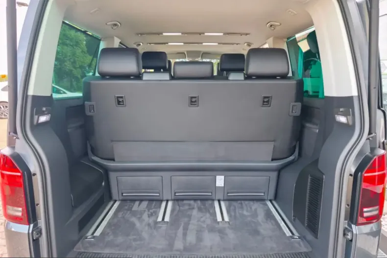 Volkswagen T6 Multivan din 2022 cu 84.485 km - oferta VOL254050 - foto 17