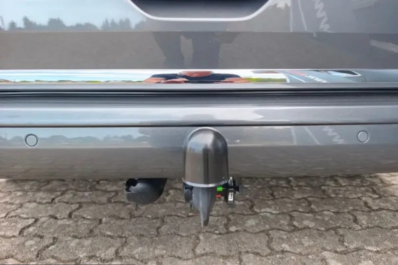 Volkswagen T6 Multivan din 2022 cu 84.485 km - oferta VOL254050 - foto 19