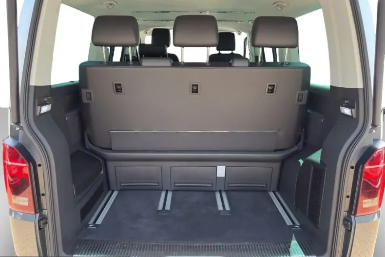 Volkswagen T6 Multivan din 2022 cu 82.030 km - oferta VOL254051 - foto 8