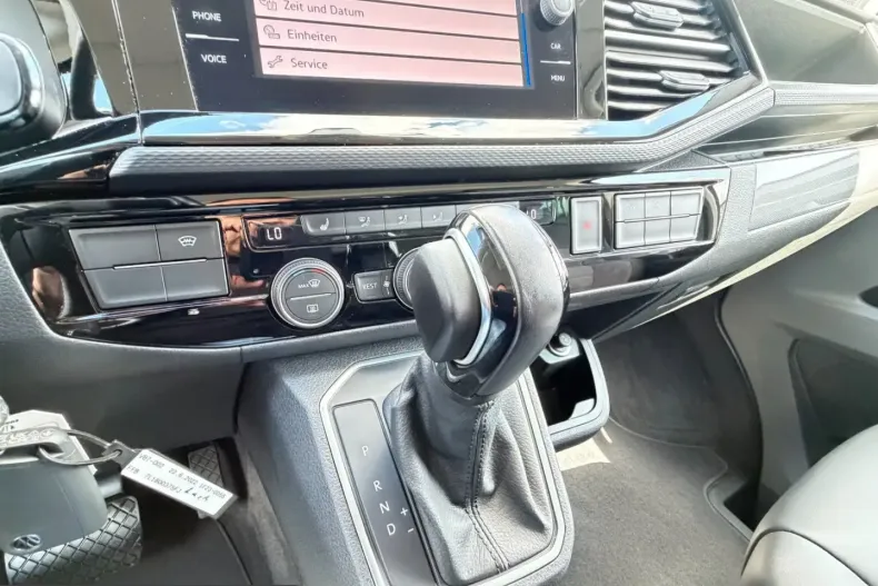 Volkswagen T6 Multivan din 2022 cu 99.859 km - oferta VOL254053 - foto 35