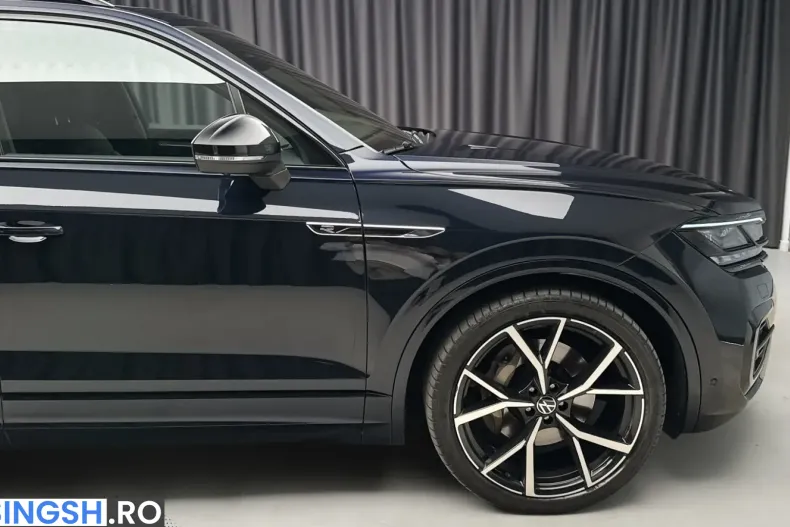 Volkswagen Touareg din 2022 cu 118.900 km - oferta VOL254061 - foto 3