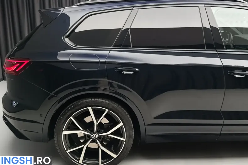 Volkswagen Touareg din 2022 cu 118.900 km - oferta VOL254061 - foto 4