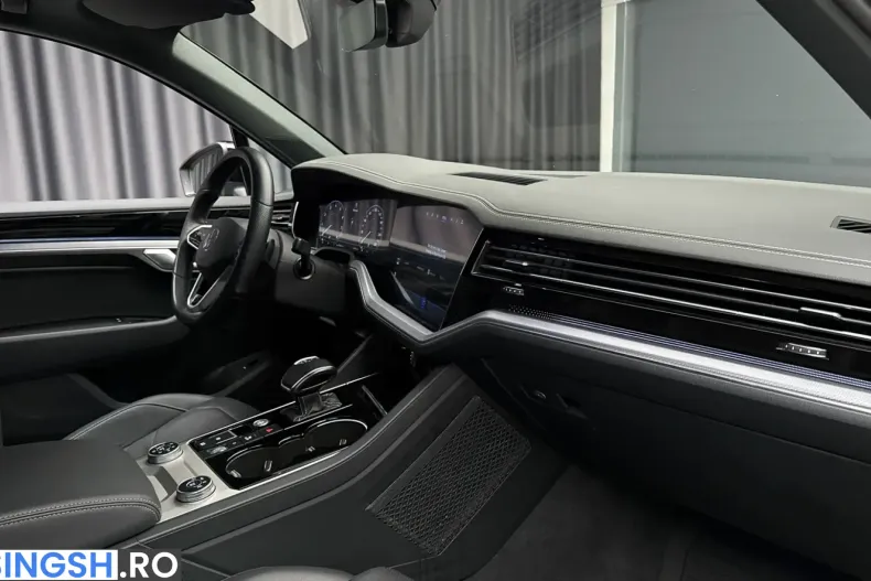 Volkswagen Touareg din 2022 cu 118.900 km - oferta VOL254061 - foto 28