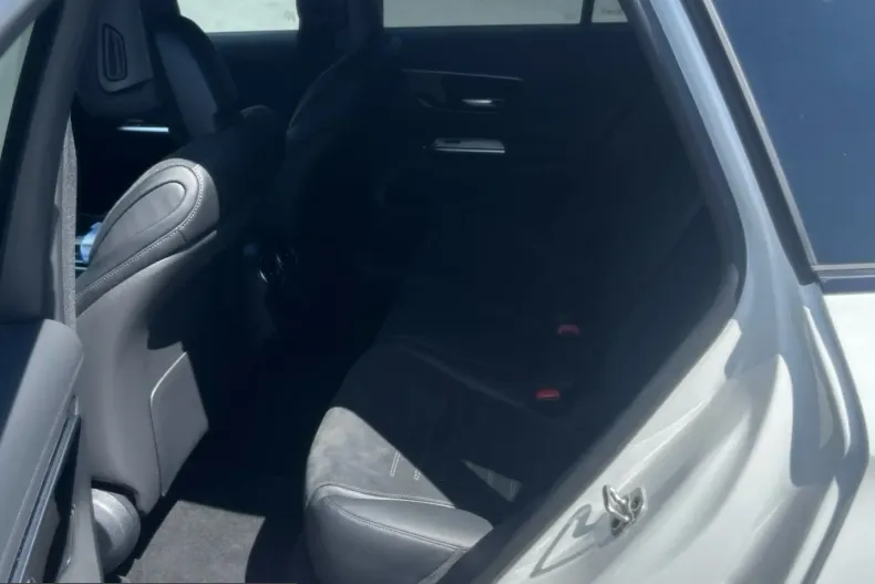 Mercedes-Benz GLC 200 (Clasa GLC) din 2025 cu 21.834 km - oferta MER254070 - foto 10