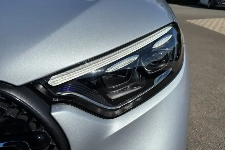 Mercedes-Benz GLC 200 (Clasa GLC) din 2025 cu 21.113 km - oferta MER254072 - foto 3