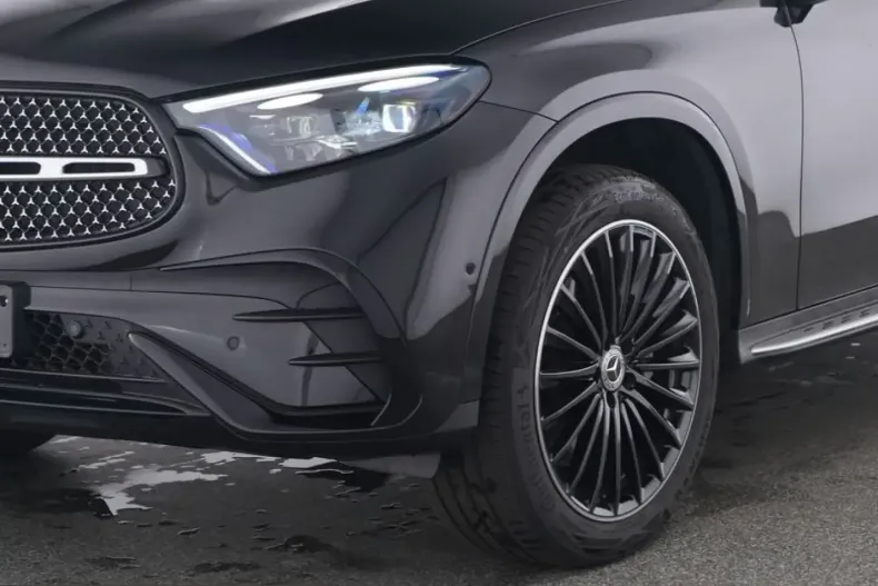 Mercedes-Benz GLC 300 (Clasa GLC) din 2025 cu 22.835 km - oferta MER254092 - foto 3
