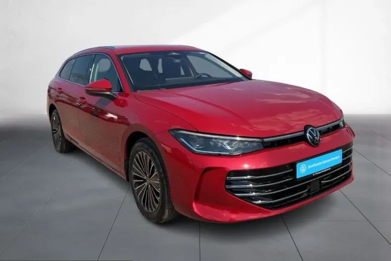 Volkswagen Passat Variant din 2025 cu 3.469 km - oferta VOL254110 - foto 1