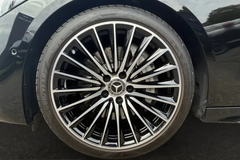 Mercedes-Benz C 300 (Clasa C) din 2023 cu 27.960 km - oferta MER254113 - foto 5
