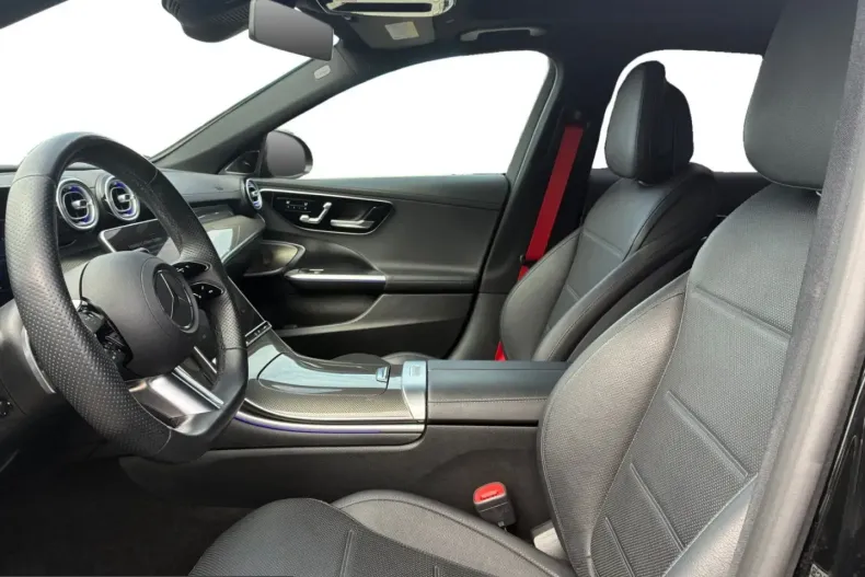 Mercedes-Benz C 300 (Clasa C) din 2023 cu 27.960 km - oferta MER254113 - foto 6