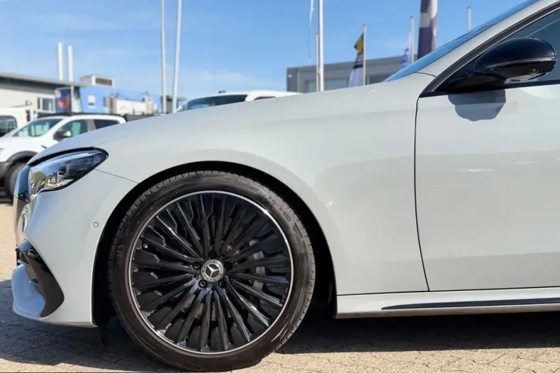Mercedes-Benz E 450 (Clasa E) din 2025 cu 52.401 km - oferta MER254121 - foto 10