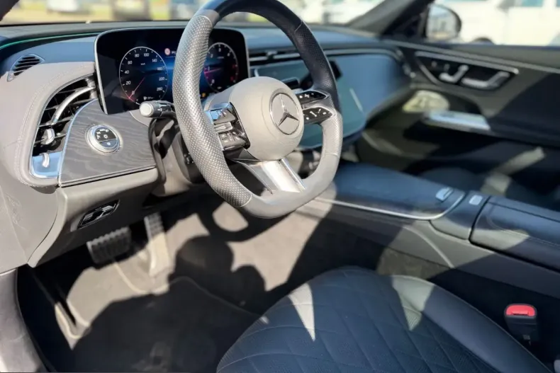 Mercedes-Benz E 450 (Clasa E) din 2025 cu 52.401 km - oferta MER254121 - foto 12