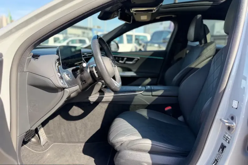 Mercedes-Benz E 450 (Clasa E) din 2025 cu 52.401 km - oferta MER254121 - foto 14
