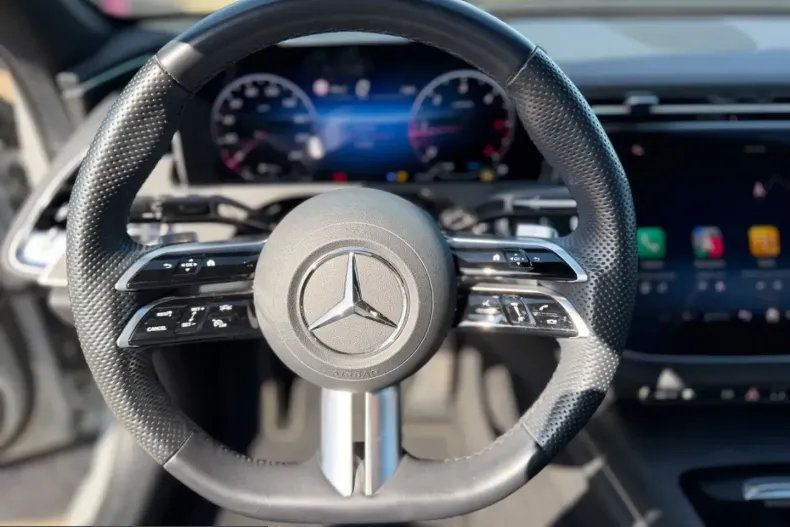 Mercedes-Benz E 450 (Clasa E) din 2025 cu 52.401 km - oferta MER254121 - foto 28