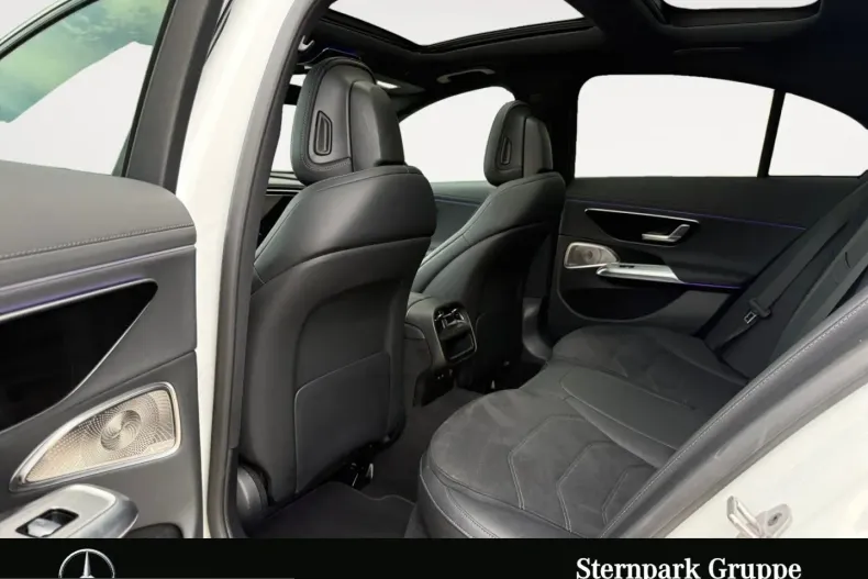 Mercedes-Benz E 220 (Clasa E) din 2025 cu 31.000 km - oferta MER254124 - foto 3