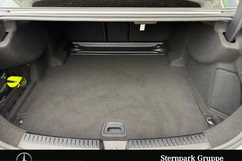 Mercedes-Benz E 220 (Clasa E) din 2025 cu 31.000 km - oferta MER254124 - foto 18