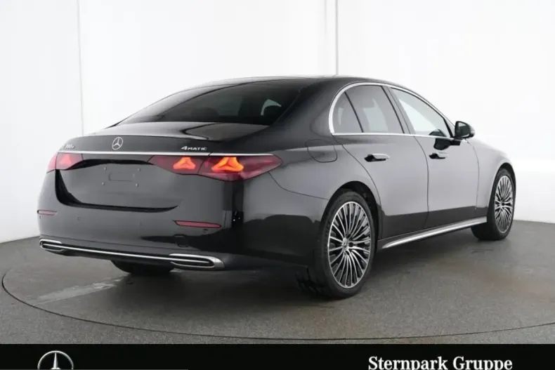 Mercedes-Benz E 300 (Clasa E) din 2025 cu 20.300 km - oferta MER254129 - foto 5