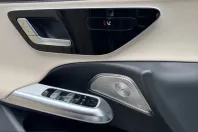 Mercedes-Benz E 300 (Clasa E) din 2025 cu 23.500 km - oferta MER254130 - foto 9