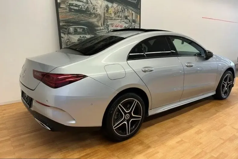 Mercedes-Benz CLA 250 (Clasa CLA) din 2025 cu 18.061 km - oferta MER254131 - foto 5