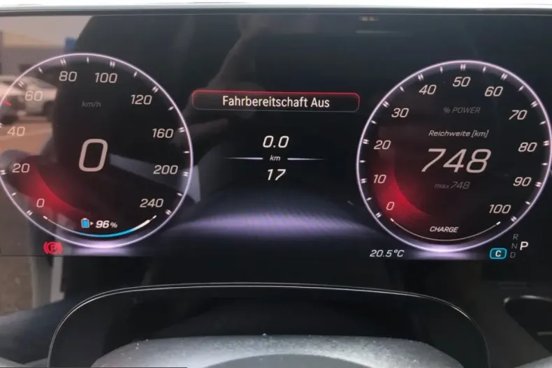 Mercedes-Benz CLA 250 (Clasa CLA) din 2025 cu 30.744 km - oferta MER254134 - foto 9