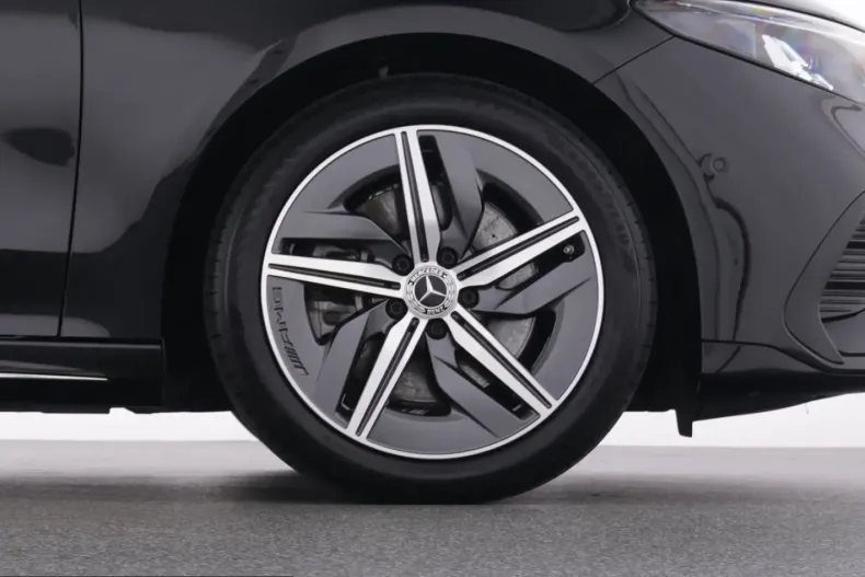 Mercedes-Benz CLA 250 (Clasa CLA) din 2025 cu 19.459 km - oferta MER254135 - foto 21