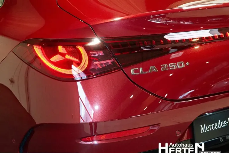 Mercedes-Benz CLA 250 (Clasa CLA) din 2025 cu 16.863 km - oferta MER254137 - foto 15