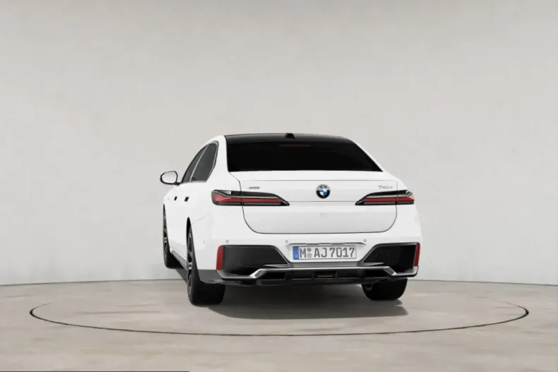 BMW 740 (Seria 7) din 2025 cu 28.006 km - oferta BMW254143 - foto 7