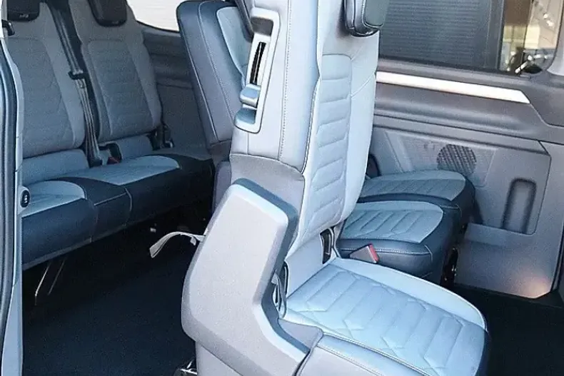 Volkswagen T7 Caravelle din 2025 cu 4.568 km - oferta VOL254145 - foto 21