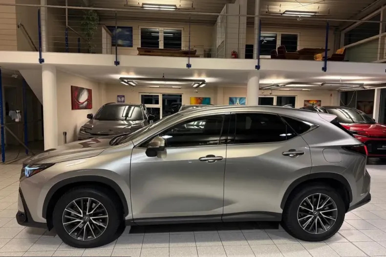 Lexus NX 350h din 2025 cu 27.089 km - oferta LEX254146 - foto 6