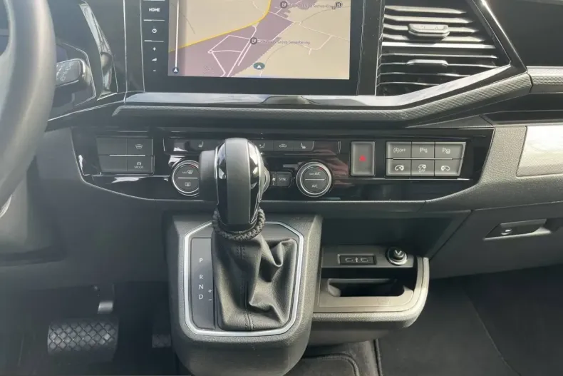 Volkswagen T7 Multivan din 2024 cu 84.652 km - oferta VOL254150 - foto 11