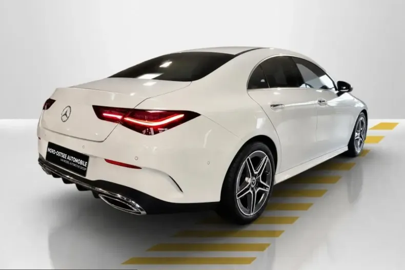 Mercedes-Benz CLA 180 (Clasa CLA) din 2023 cu 36.212 km - oferta MER254153 - foto 5