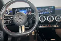 Mercedes-Benz CLA 180 (Clasa CLA) din 2023 cu 36.212 km - oferta MER254153 - foto 13