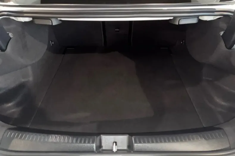 Mercedes-Benz CLA 180 (Clasa CLA) din 2023 cu 36.212 km - oferta MER254153 - foto 15